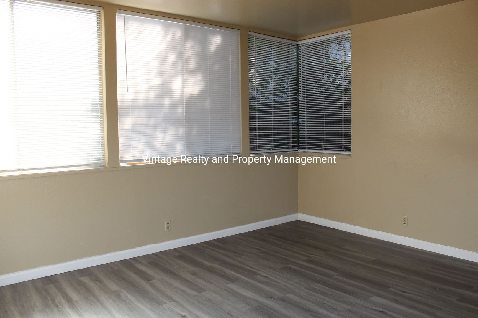 Stockton Apartment: 248 W Knoles Way