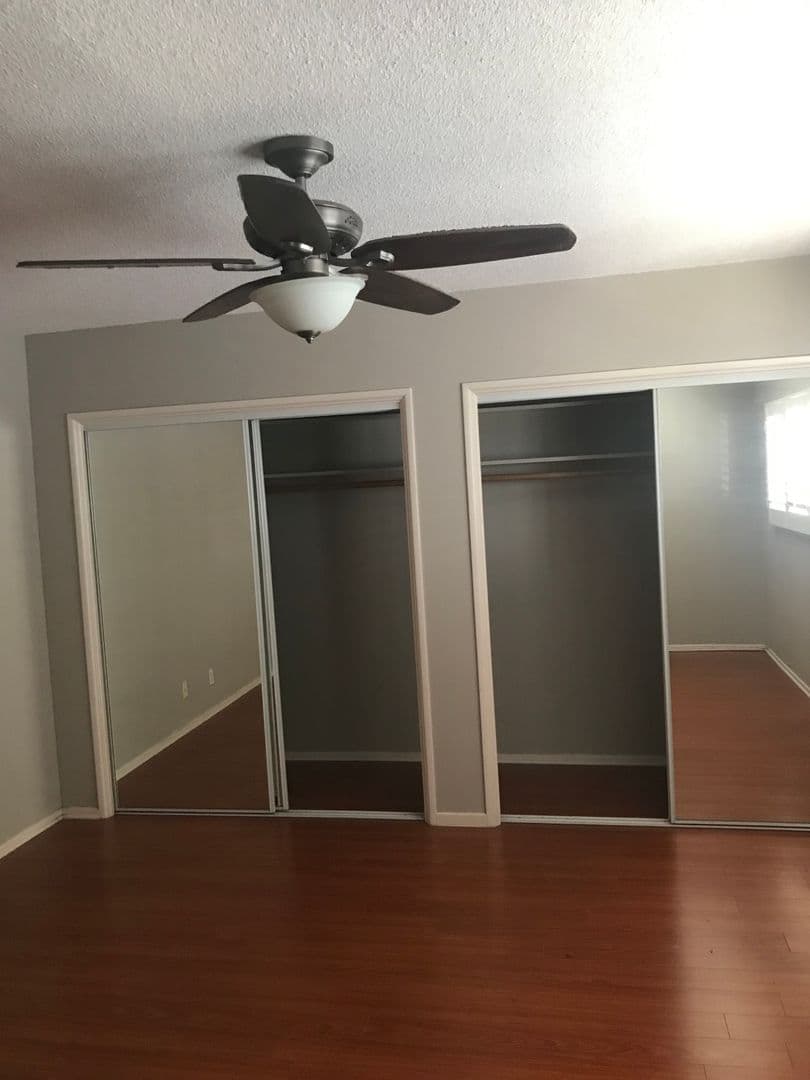 Los Angeles Apartment: 5008 W. 58th Place