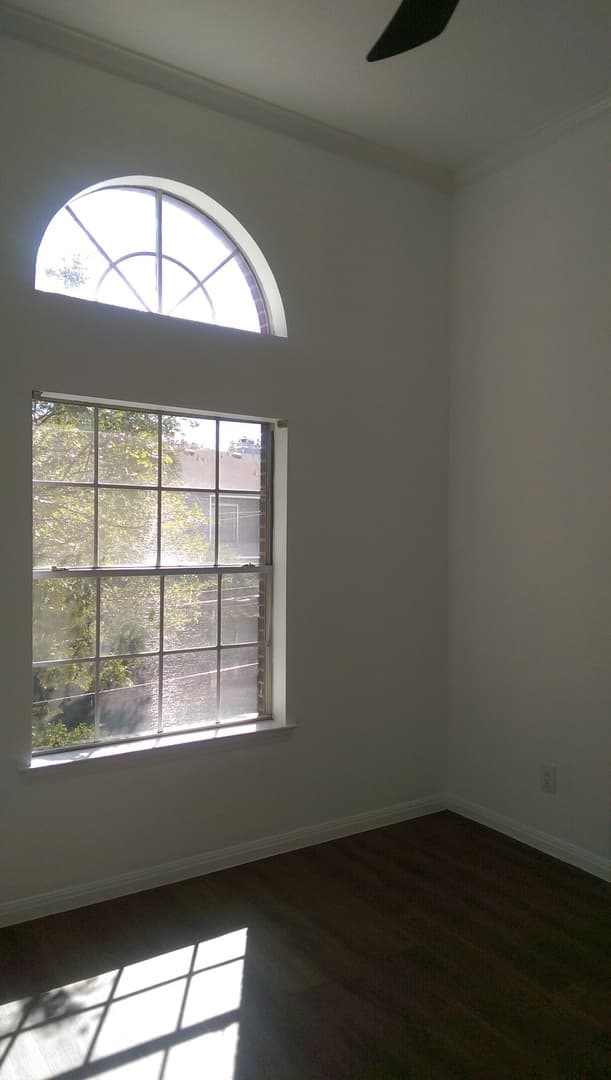 Austin Apartment: 402 E. 30th Street