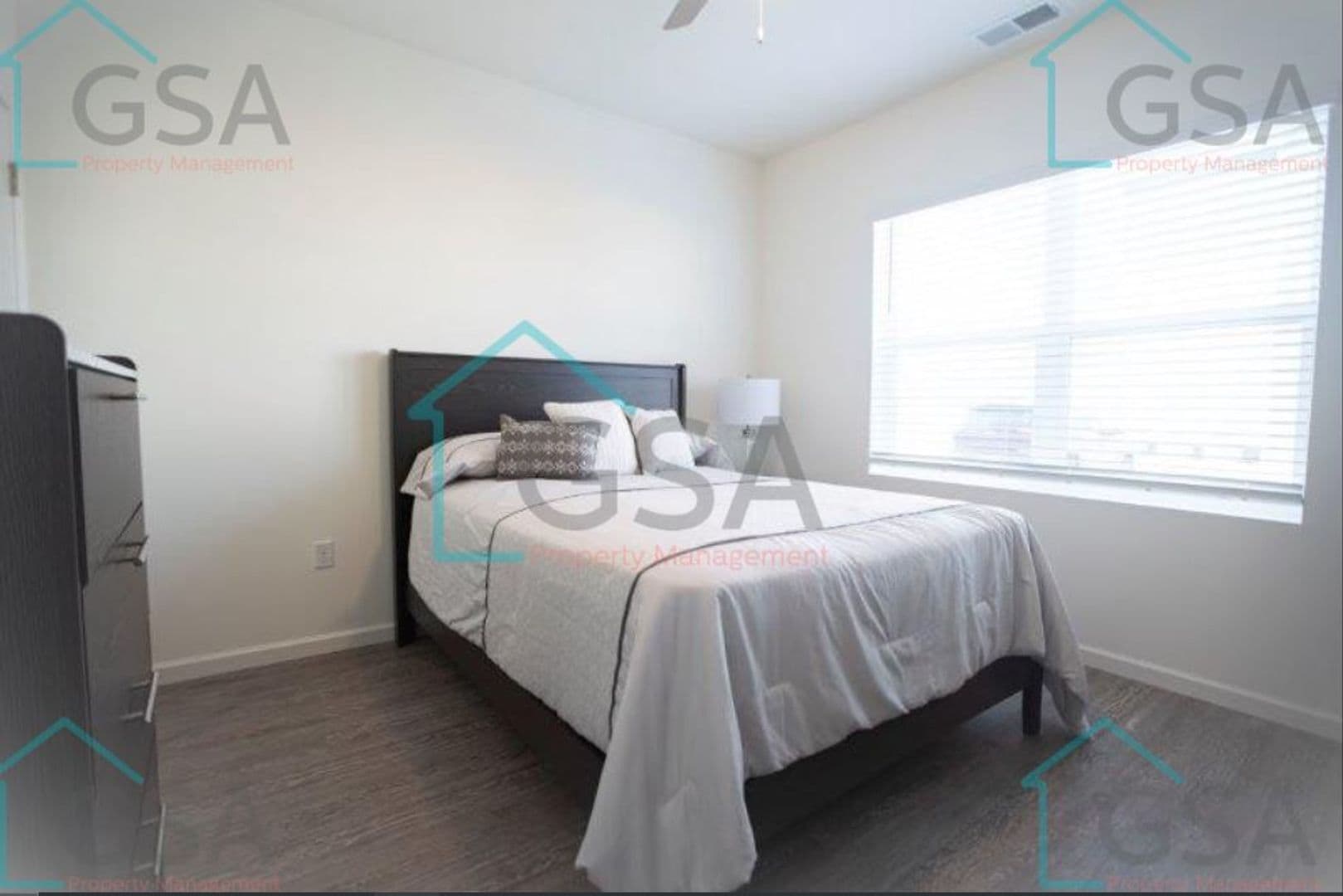 Taylors Apartment: Juliana Drive & Joseph Place