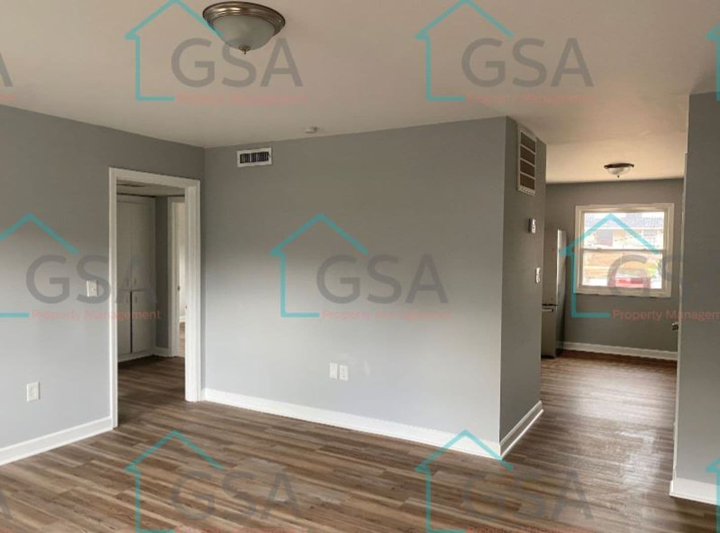 Seneca Apartment: 401 S. Fairplay Street
