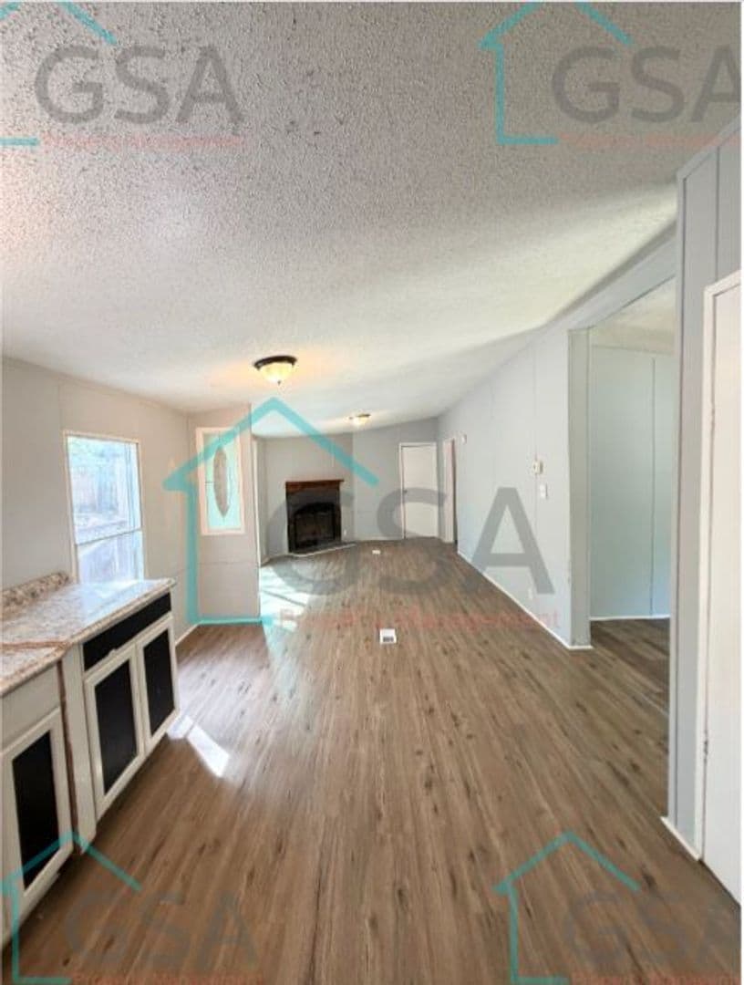 Pelzer Apartment: 304 Chevy Chase Blvd