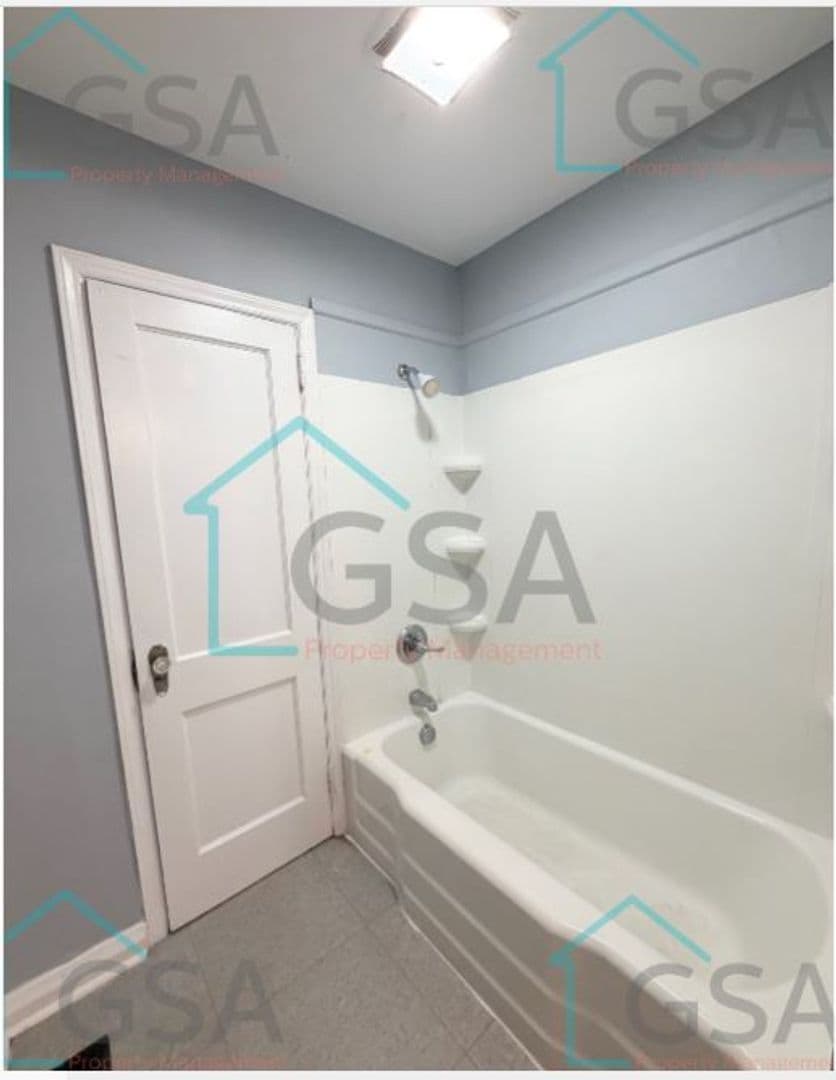 -Spartanburg Apartment: -