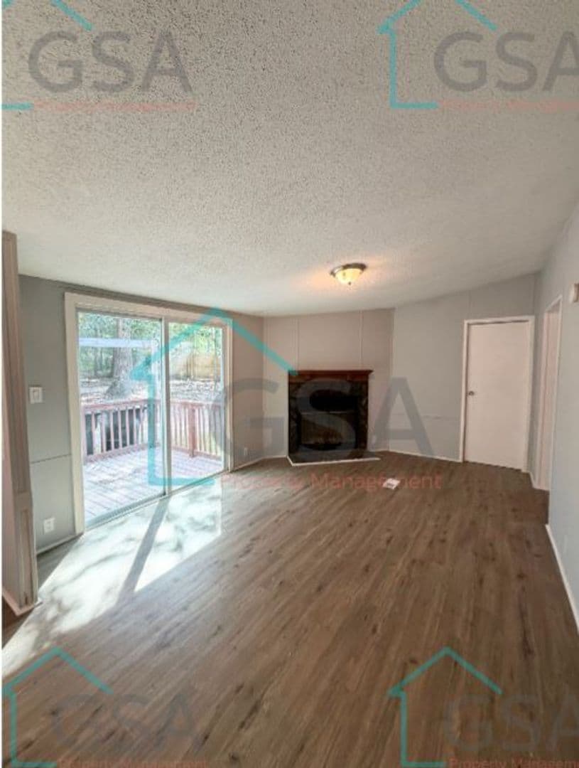 Pelzer Apartment: 304 Chevy Chase Blvd