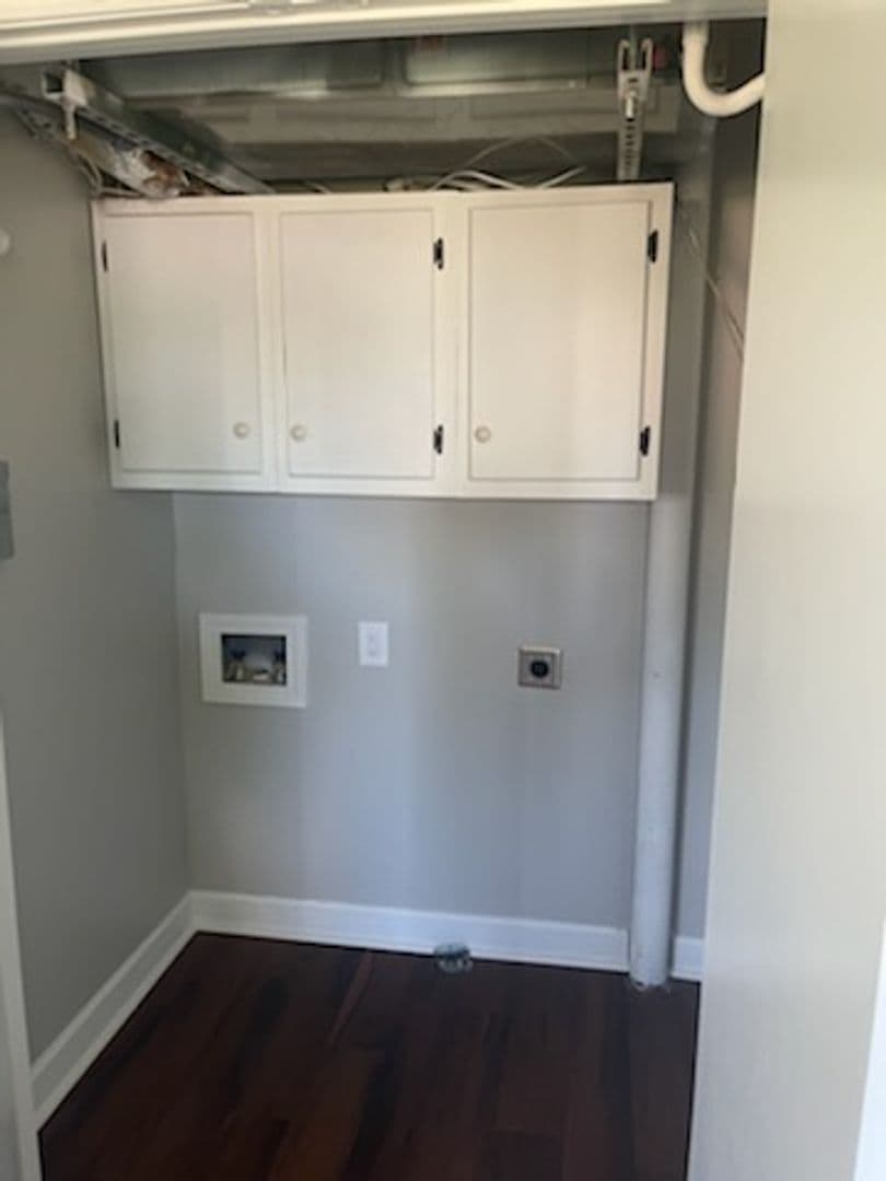 Seneca Apartment: 401 S. Fairplay Street