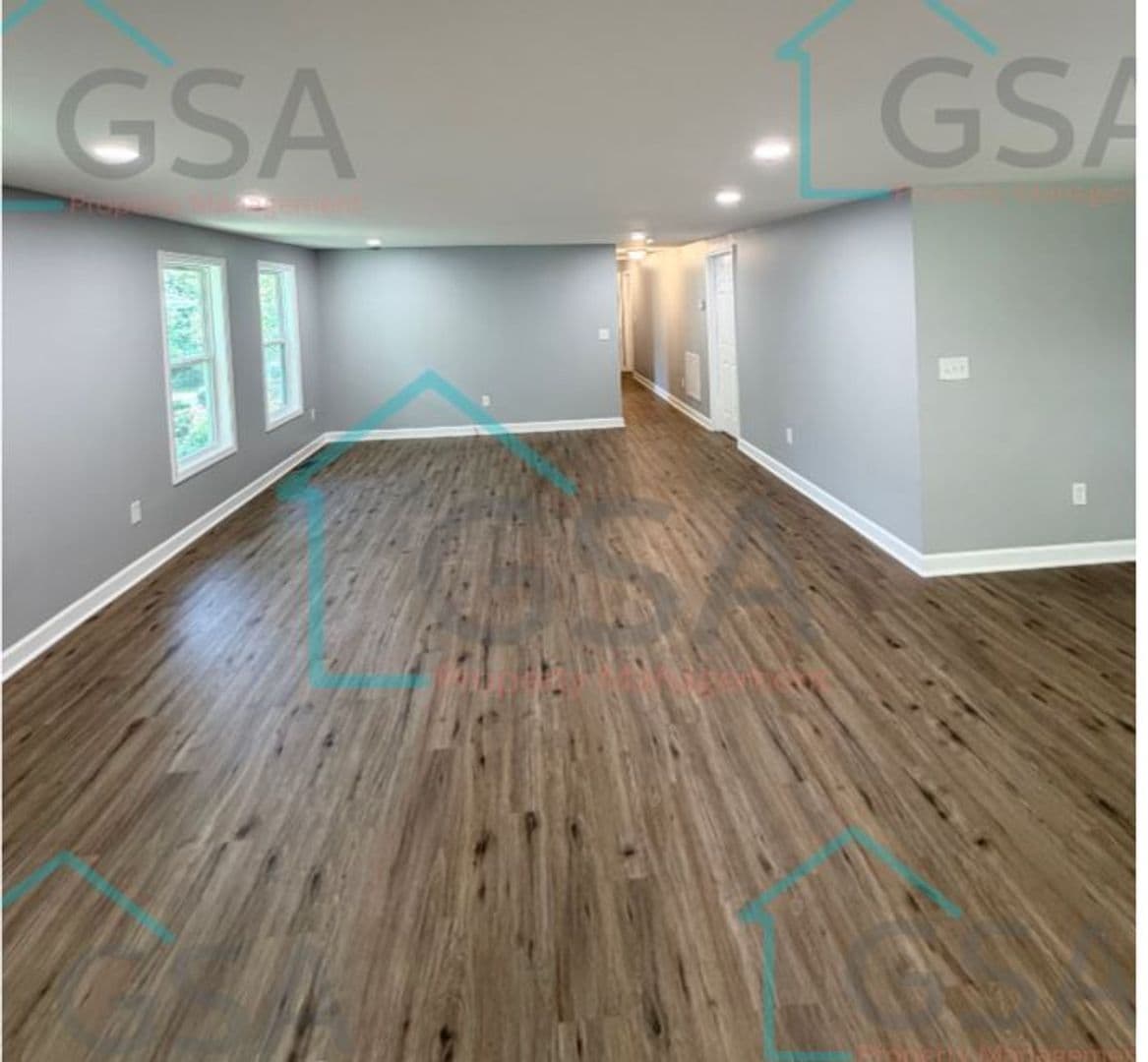 Greenville Apartment: -
