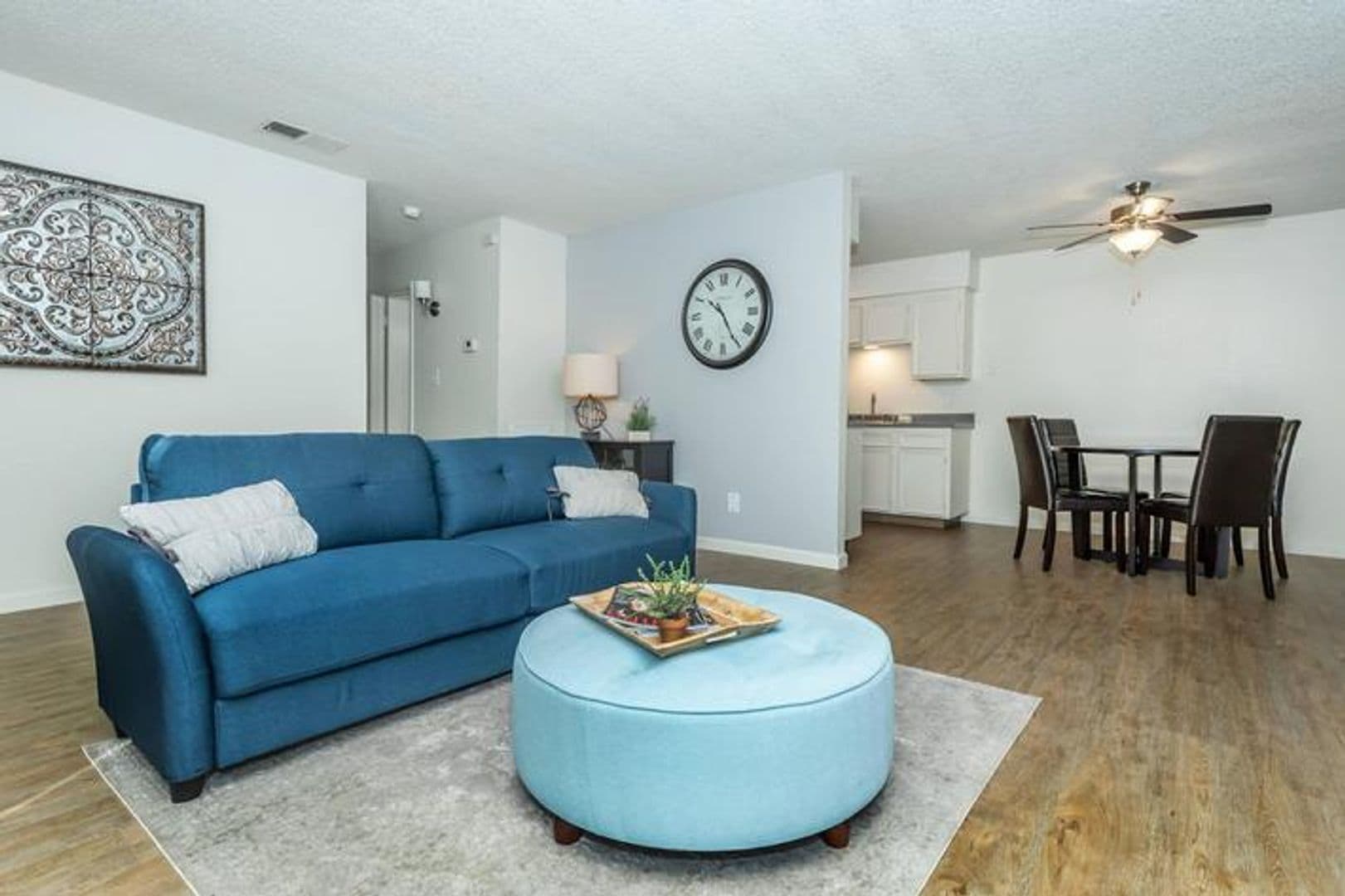 Clovis Apartment: 1201 Scott Ave.