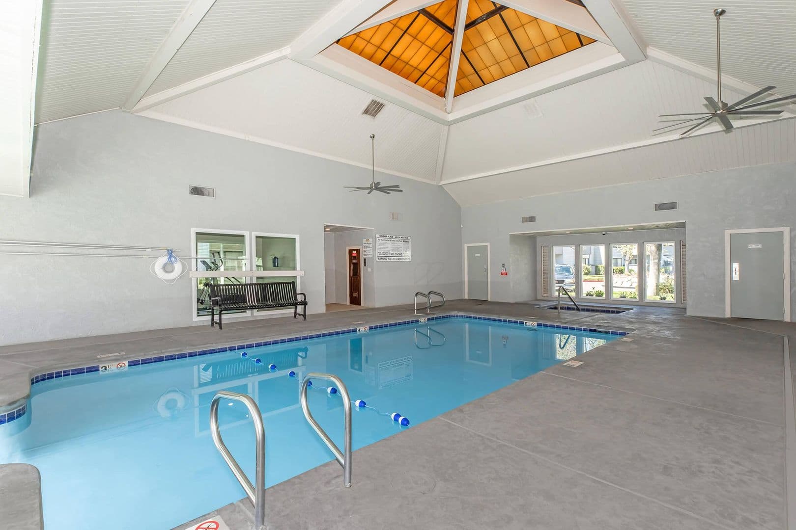 Fresno Apartment: 445 W Nees Ave