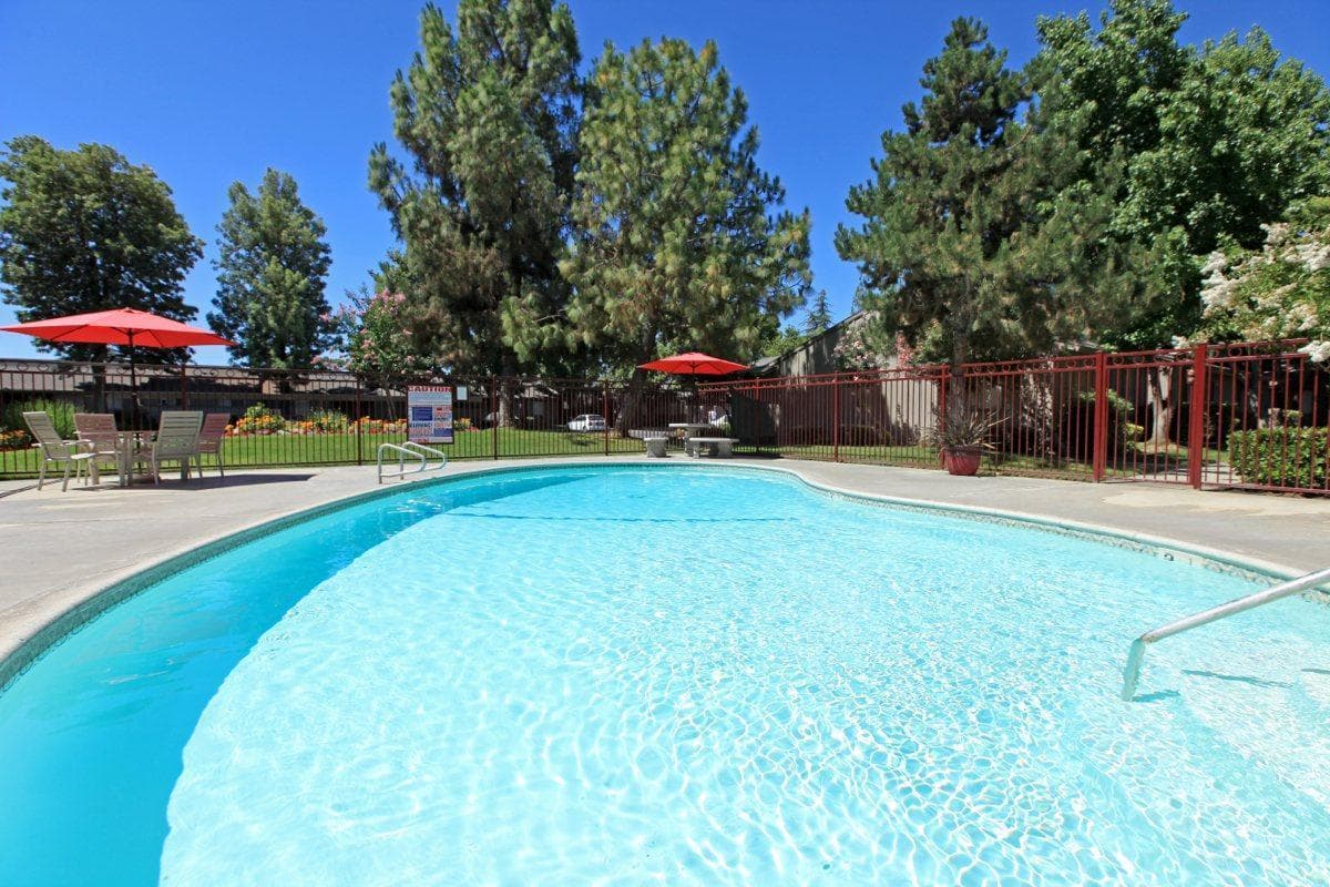 Clovis Apartment: 505 Villa Ave.