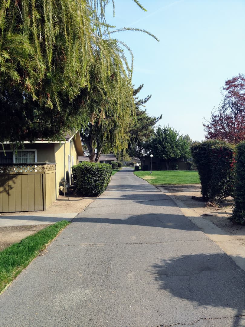Clovis Apartment: 1108 Villa Ave.
