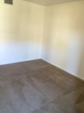 Fresno Apartment: 2674 E. Clinton Avenue