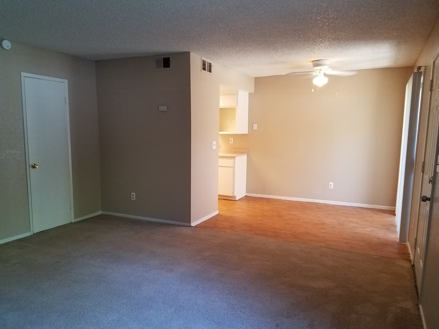 Bakersfield Apartment: 800 New Stine Road