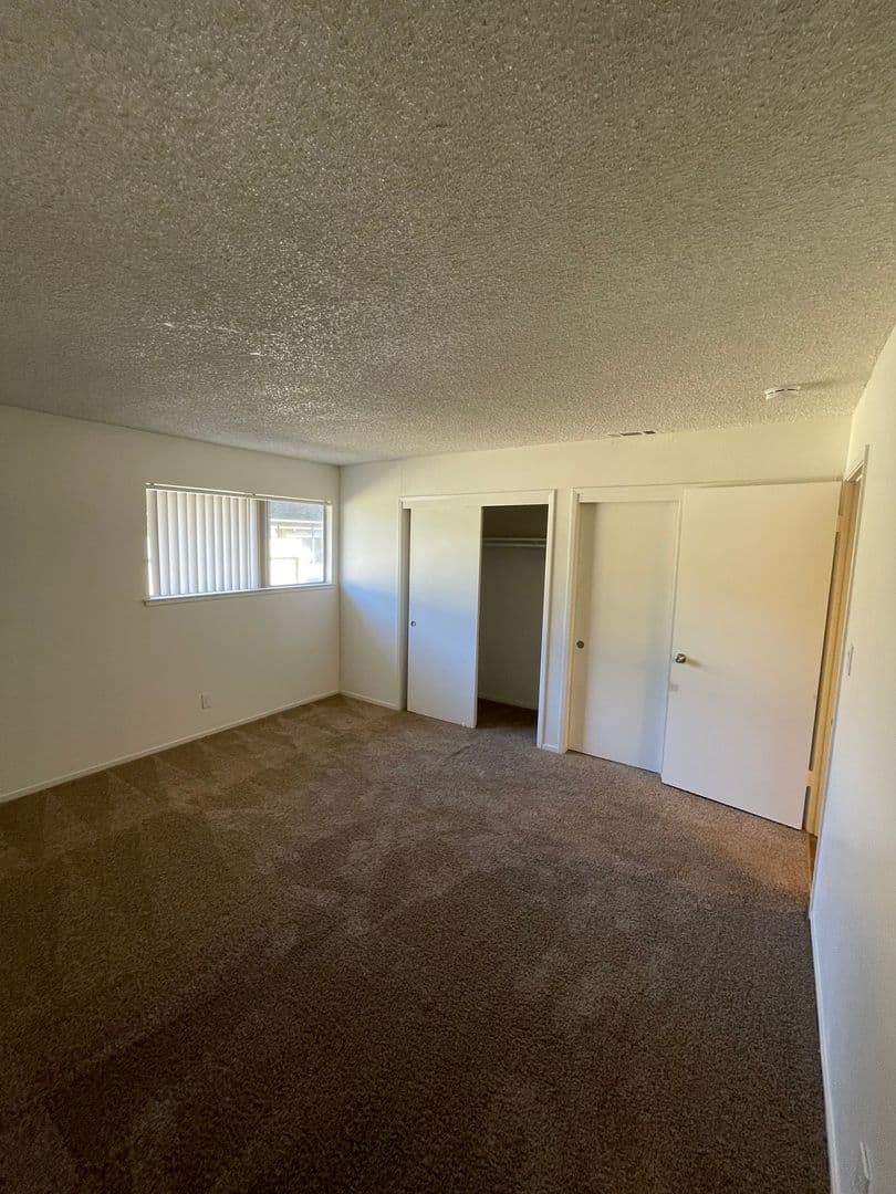 Merced Apartment: 3388 N. G St