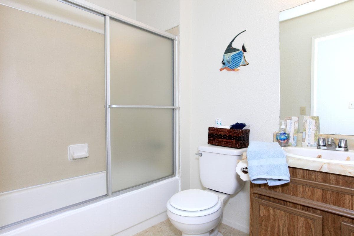 Clovis Apartment: 505 Villa Ave.