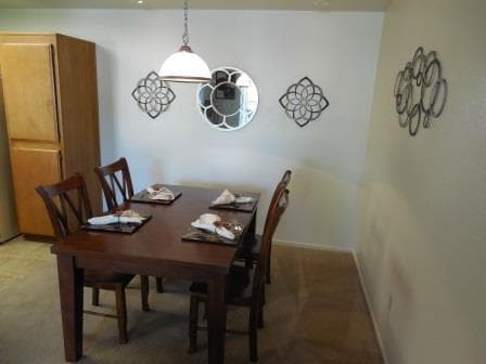 Bakersfield Apartment: 8101 Camino Media