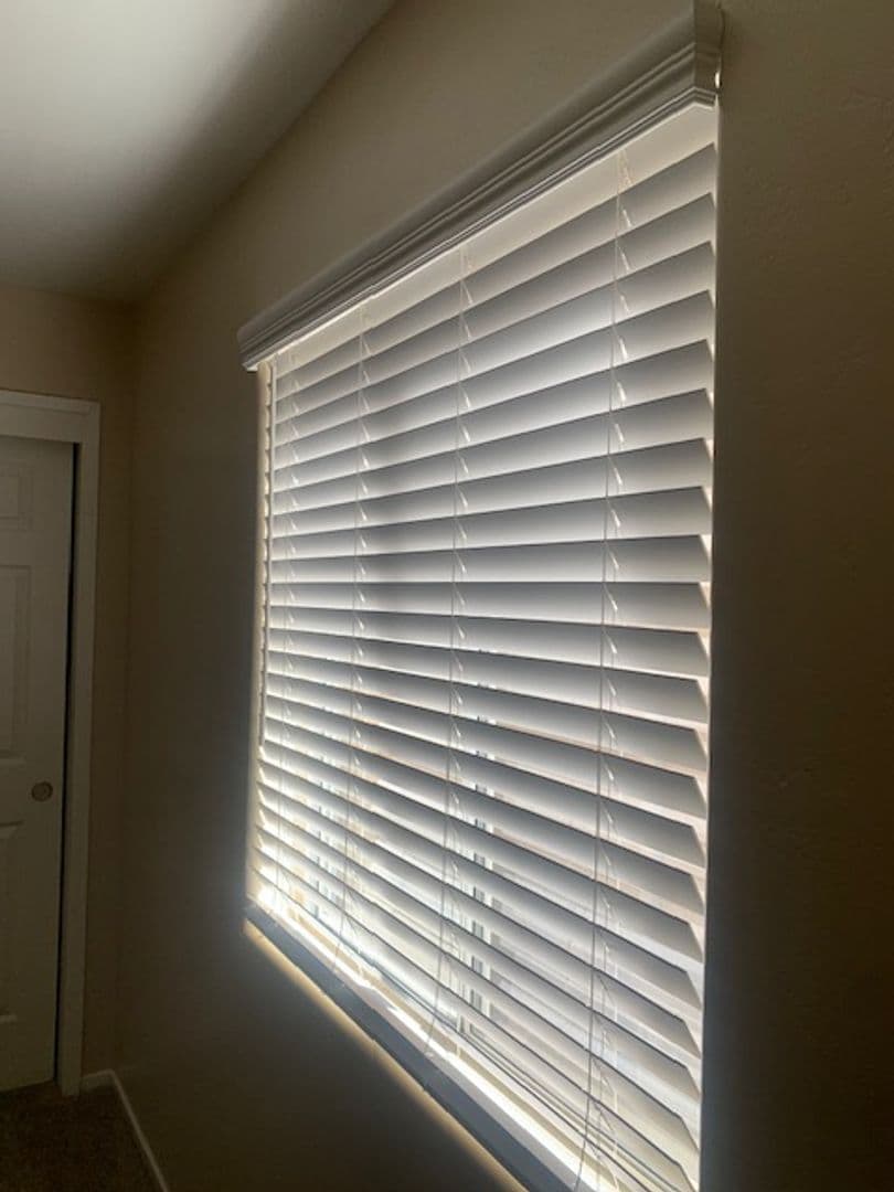 Bakersfield Apartment: 2600 New Stine Rd.