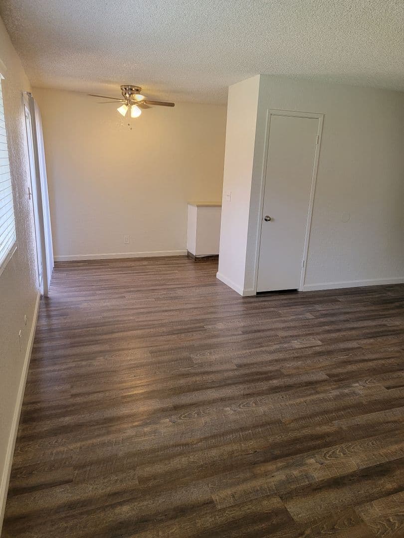 Fresno Apartment: 4294 N Hughes Ave.