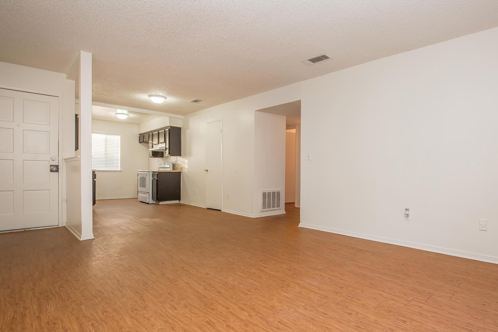 Bakersfield Apartment: 3901 Q Street
