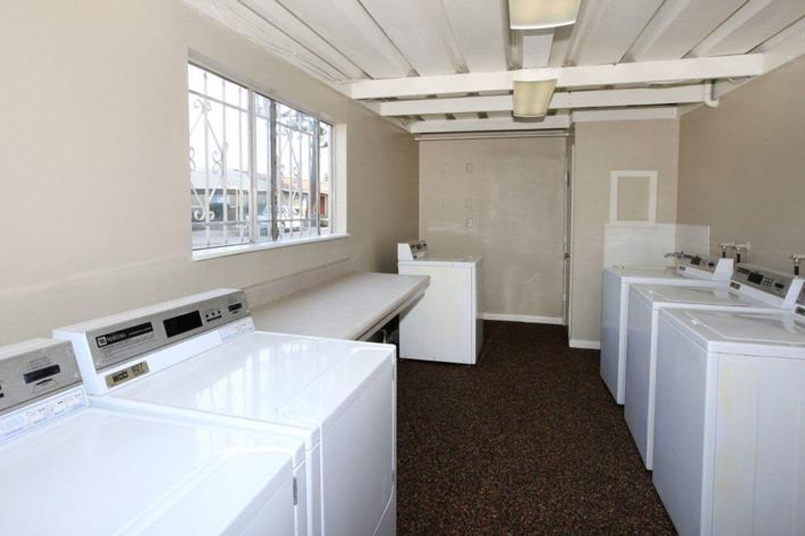 Clovis Apartment: 1201 Scott Ave.