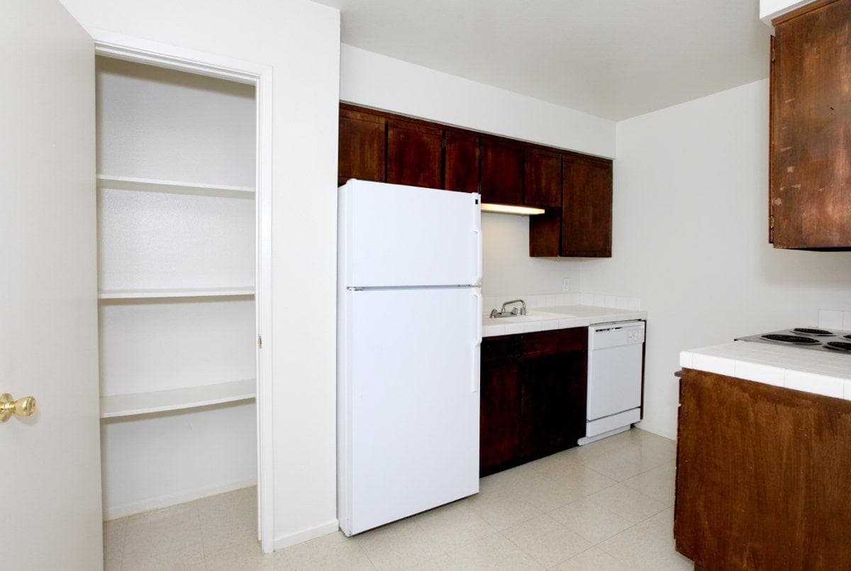 Fresno Apartment: 4650 N. First St