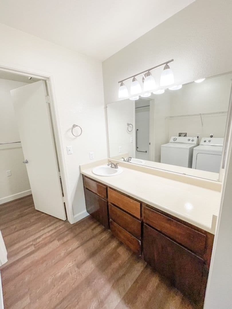Fresno Apartment: 1830 E Fir Ave.