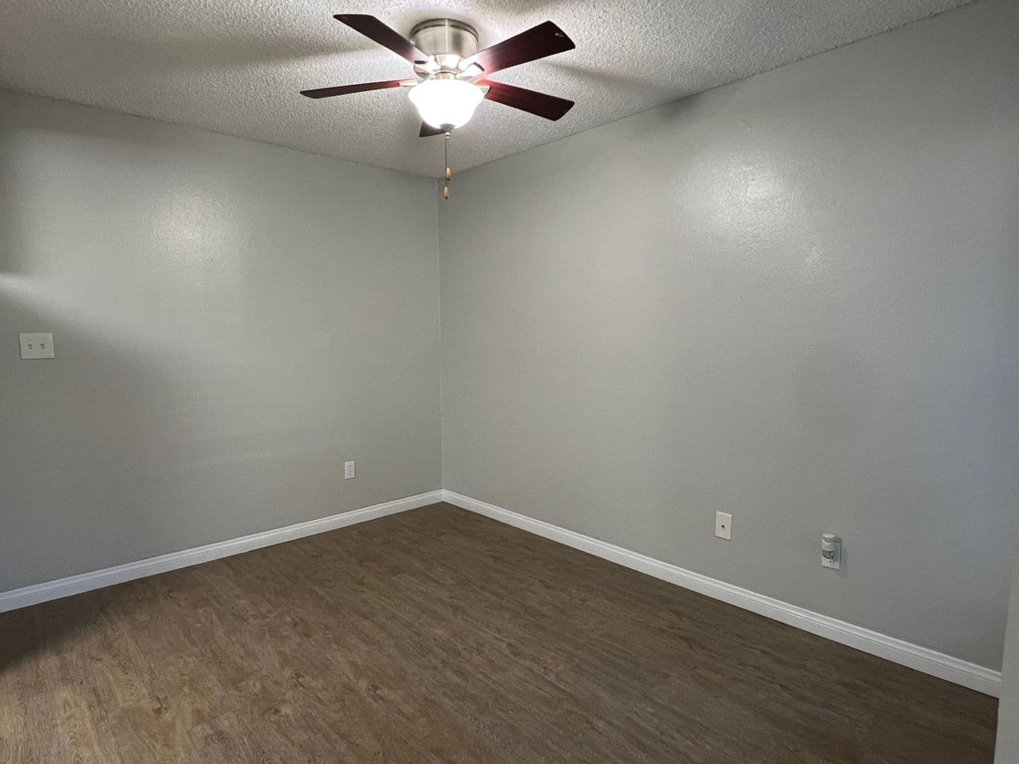 Bakersfield Apartment: 5051 Ming Ave.
