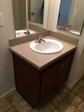 Fresno Apartment: 2674 E. Clinton Avenue