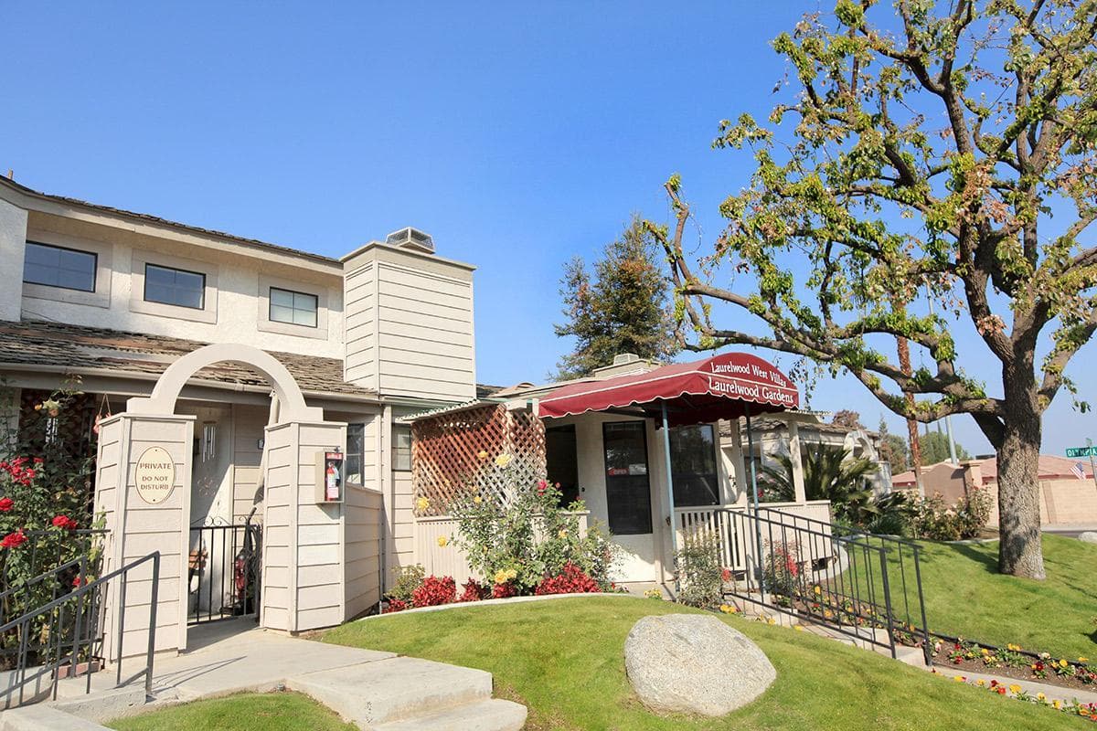 Bakersfield Apartment: 7601 Olympia Drive