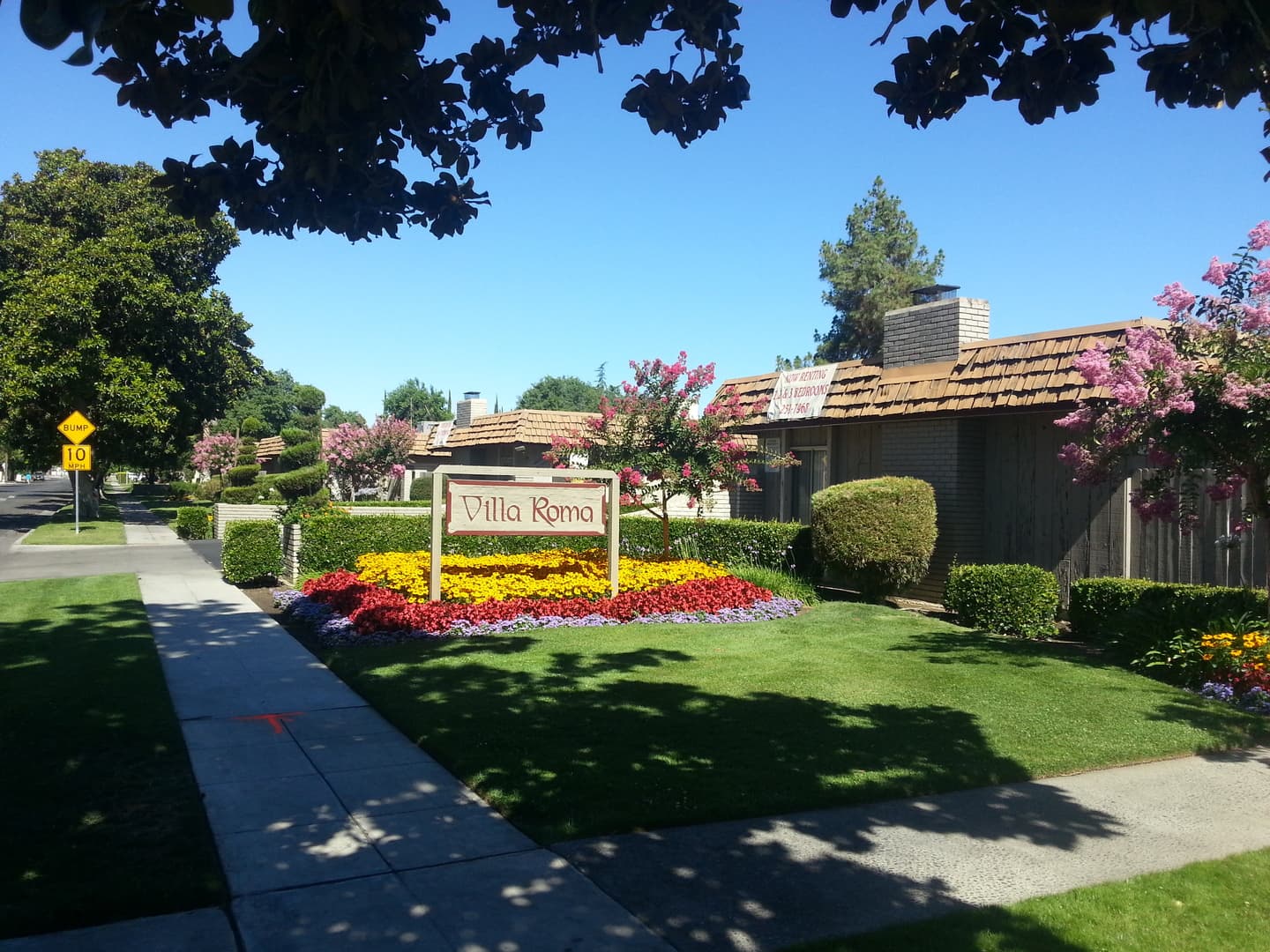 Fresno Apartment: 4735 E. Weldon