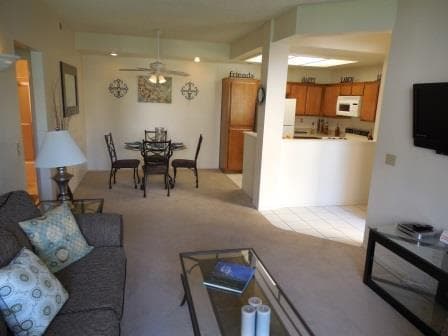 Bakersfield Apartment: 8101 Camino Media