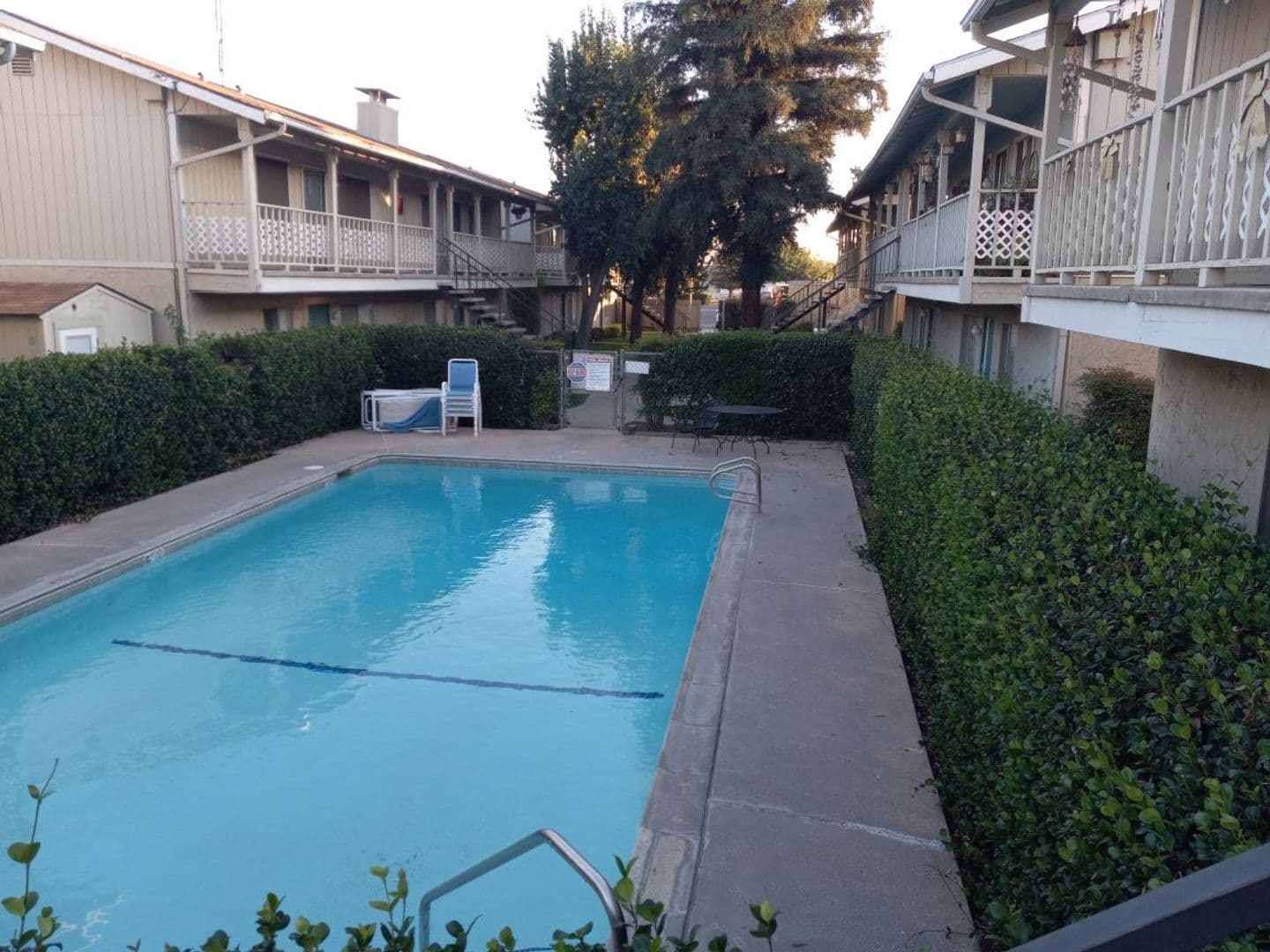 Clovis Apartment: 300 W Alamos Ave