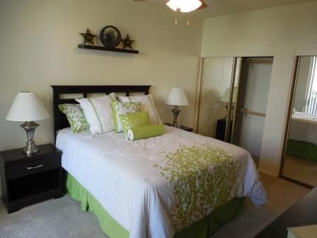 Bakersfield Apartment: 8101 Camino Media