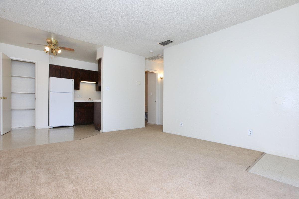 Fresno Apartment: 4650 N. First St