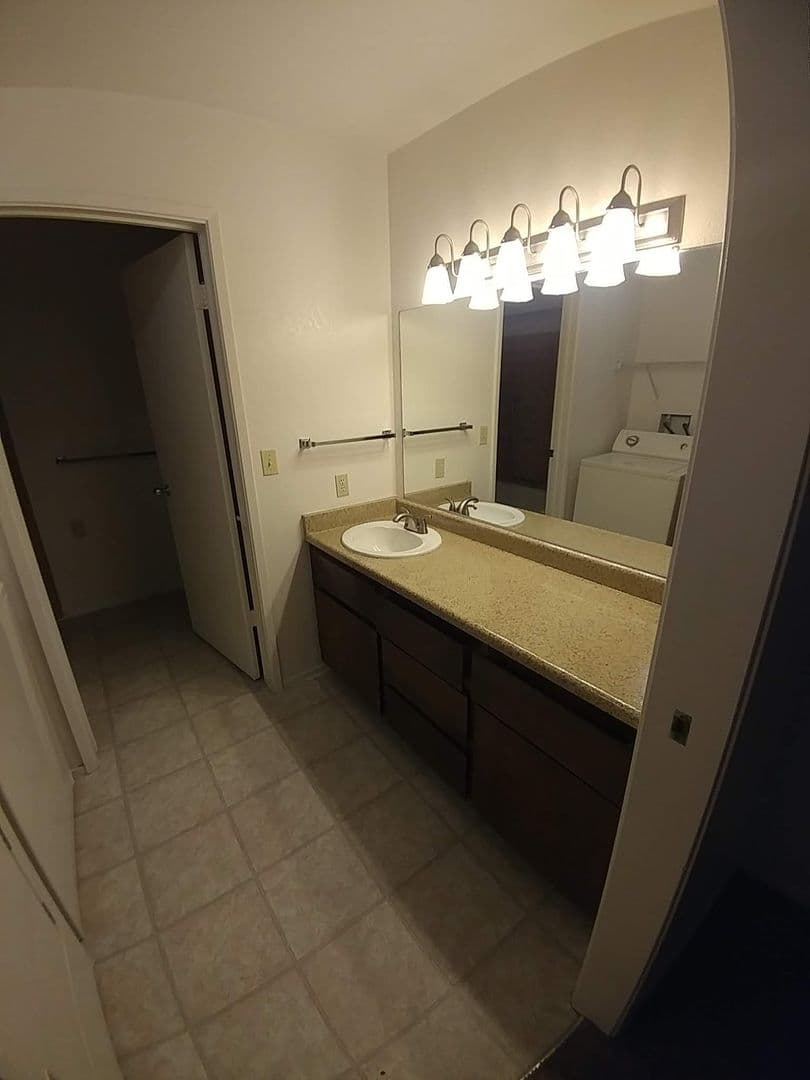 Fresno Apartment: 1830 E Fir Ave.
