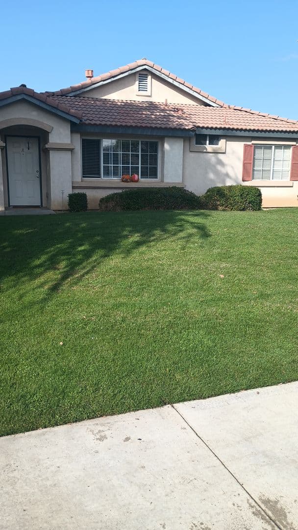Bakersfield Apartment: 4510 Pebble Creek Drive