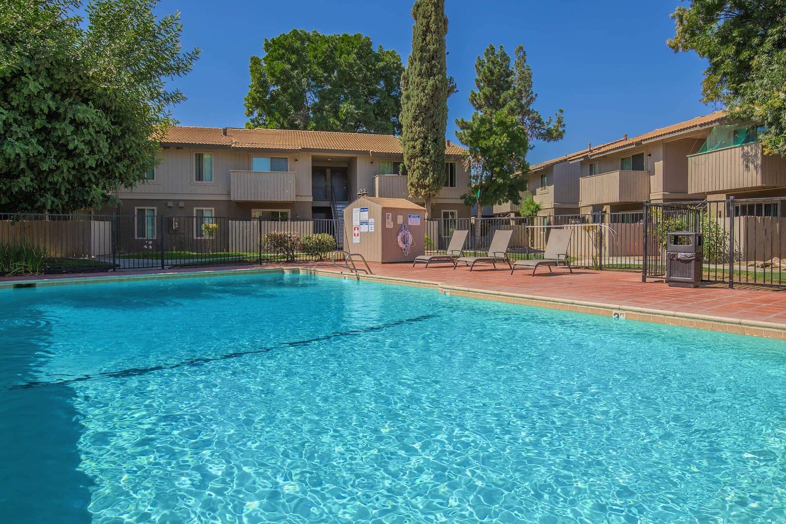 Hanford Apartment: 1071 Goleta Way