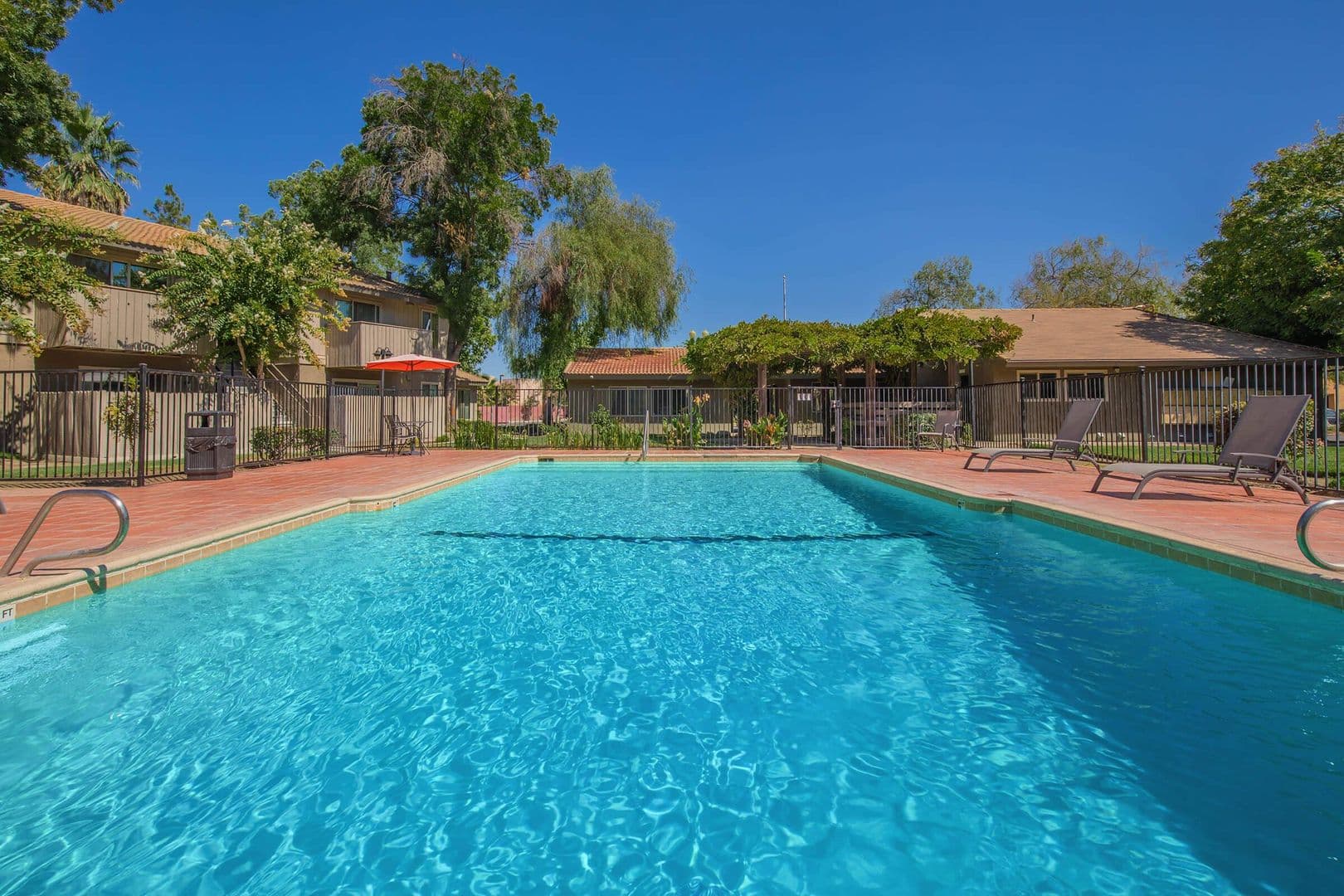 Hanford Apartment: 1071 Goleta Way