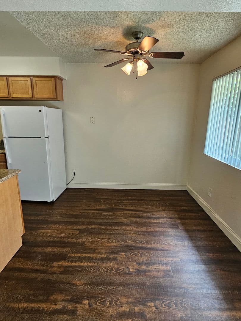 Fresno Apartment: 4918 N. Ninth