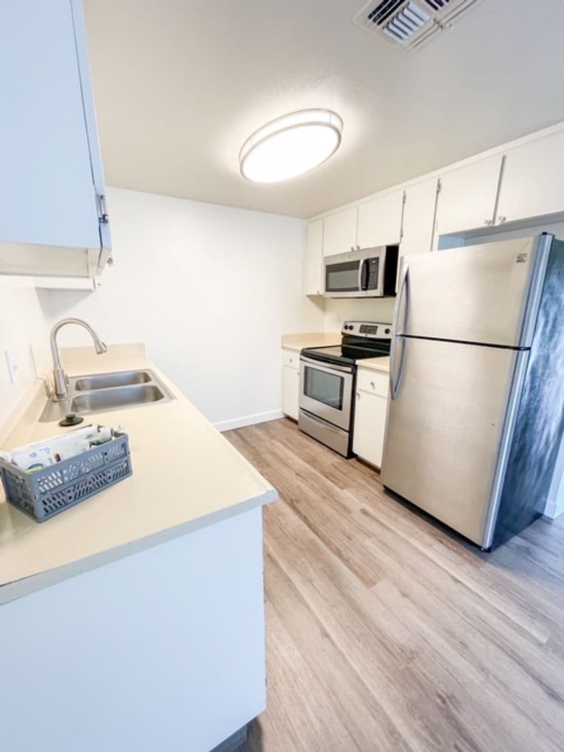 Fresno Apartment: 1830 E Fir Ave.