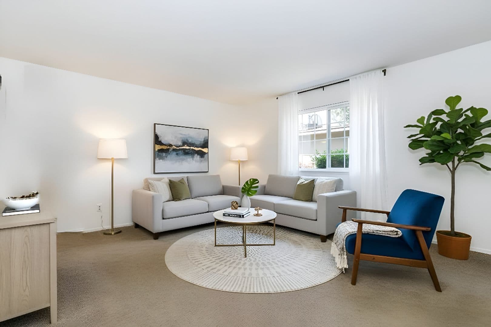 Clovis Apartment: 1108 Villa Ave.