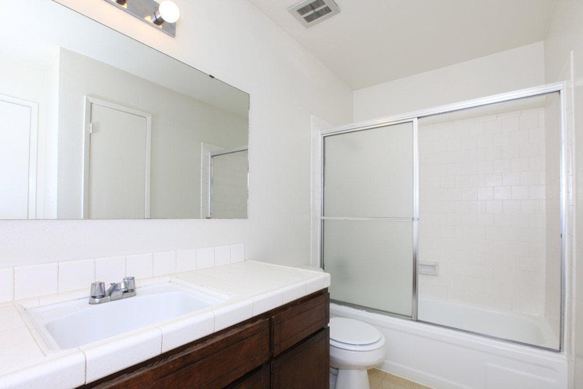 Fresno Apartment: 4650 N. First St