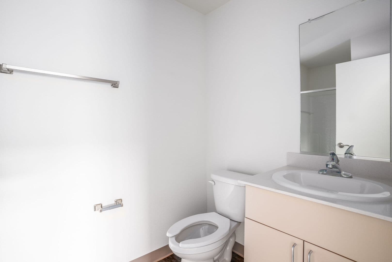 Fresno Apartment: 1840 Broadway Street