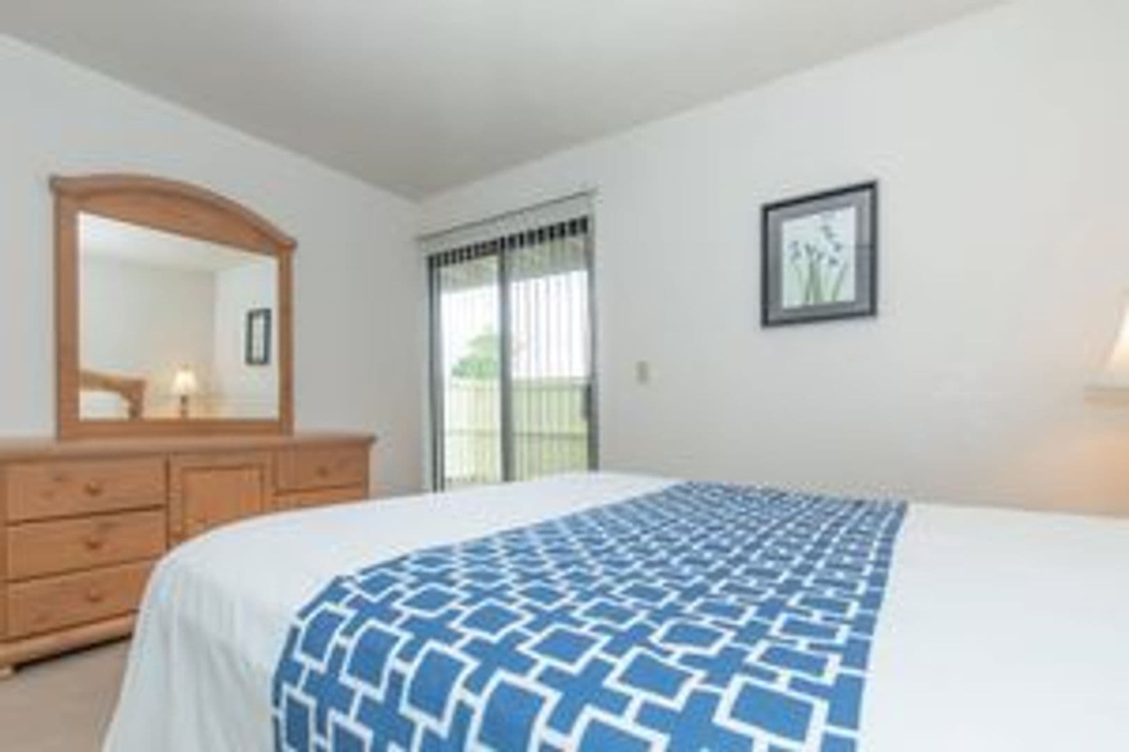 Bakersfield Apartment: 8200 Kroll Way
