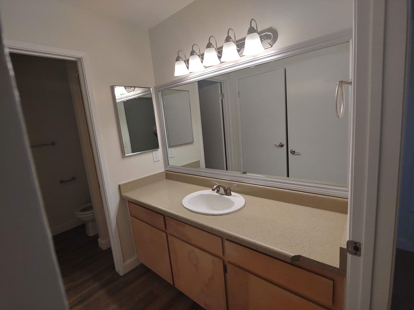 Fresno Apartment: 1830 E Fir Ave.