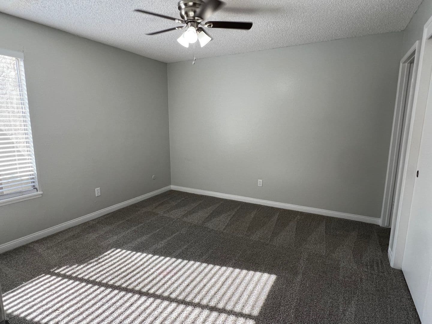 Bakersfield Apartment: 5051 Ming Ave.