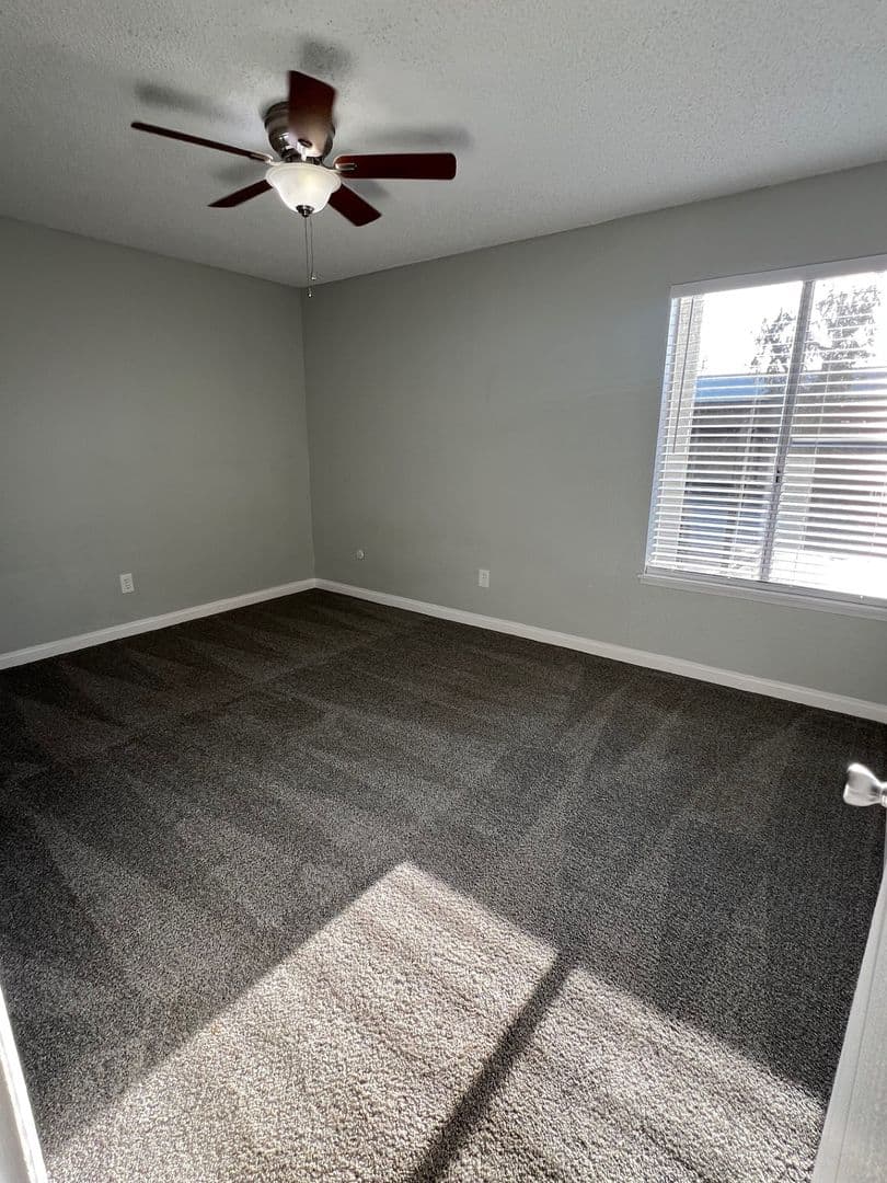 Bakersfield Apartment: 5051 Ming Ave.