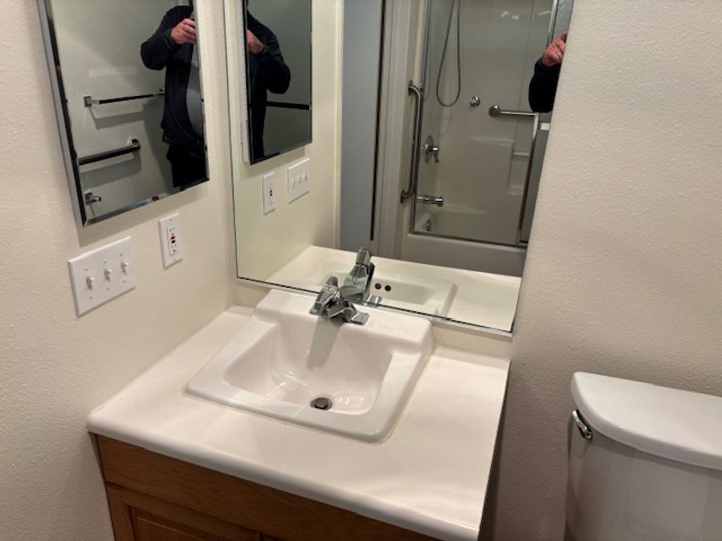 Lompoc Apartment: 130 South Fifth Street