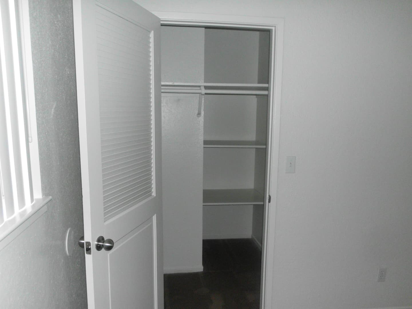 Fresno Apartment: 4735 E. Weldon