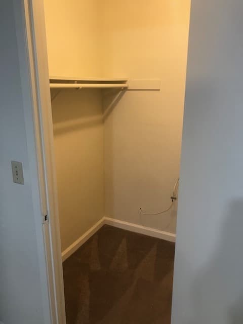 Clovis Apartment: 300 W Alamos Ave