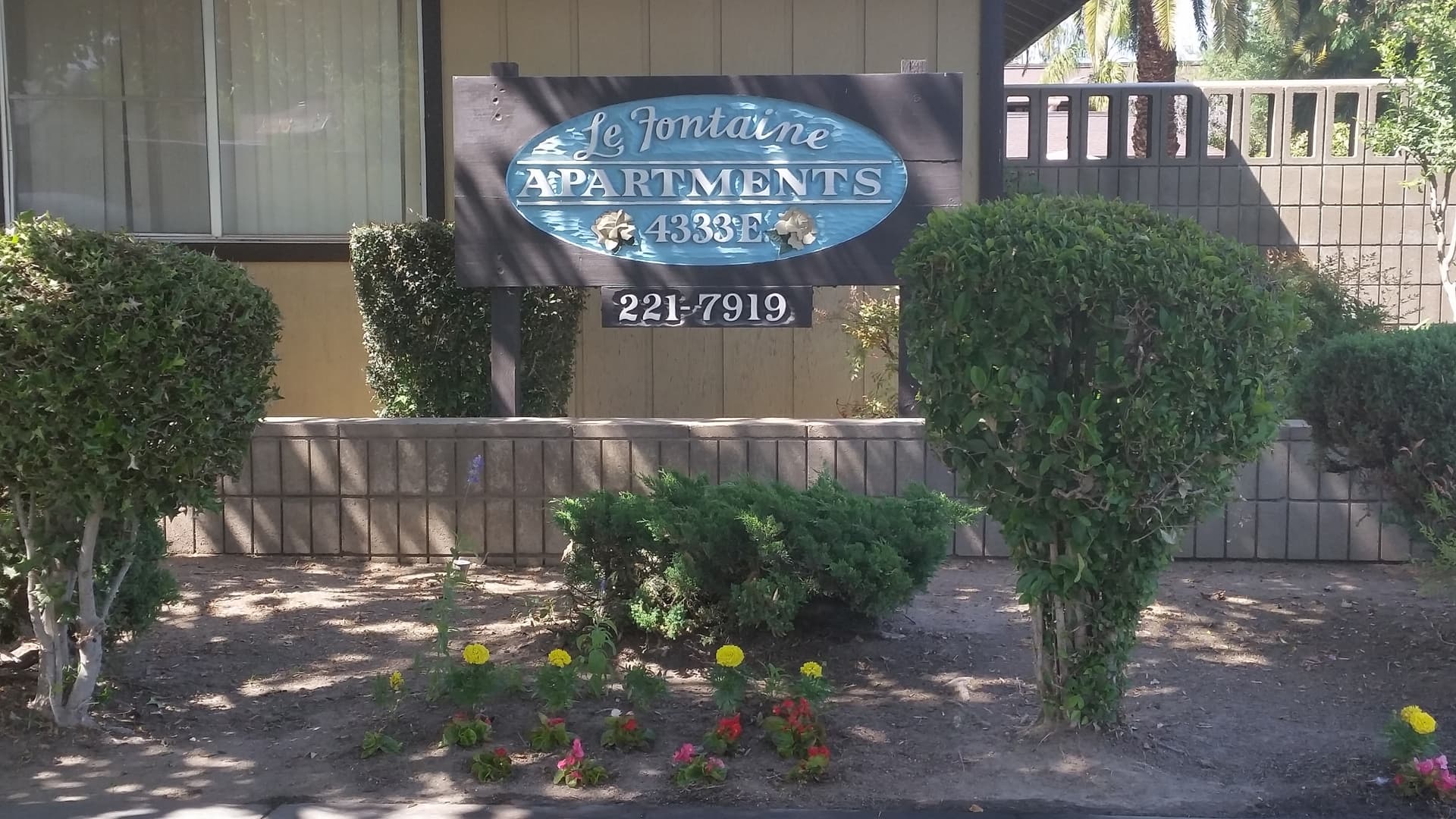 Fresno Apartment: 4333 E. Fountian Way